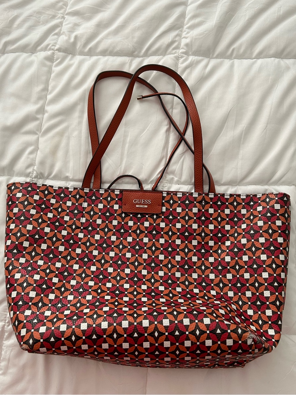 GUESS Bobbi Large Reversible Tote | Cognac Retro Geometric Print